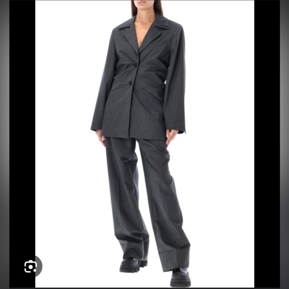 Ganni-NWT Platinum Grey Draped Suiting - Picture 3 of 14